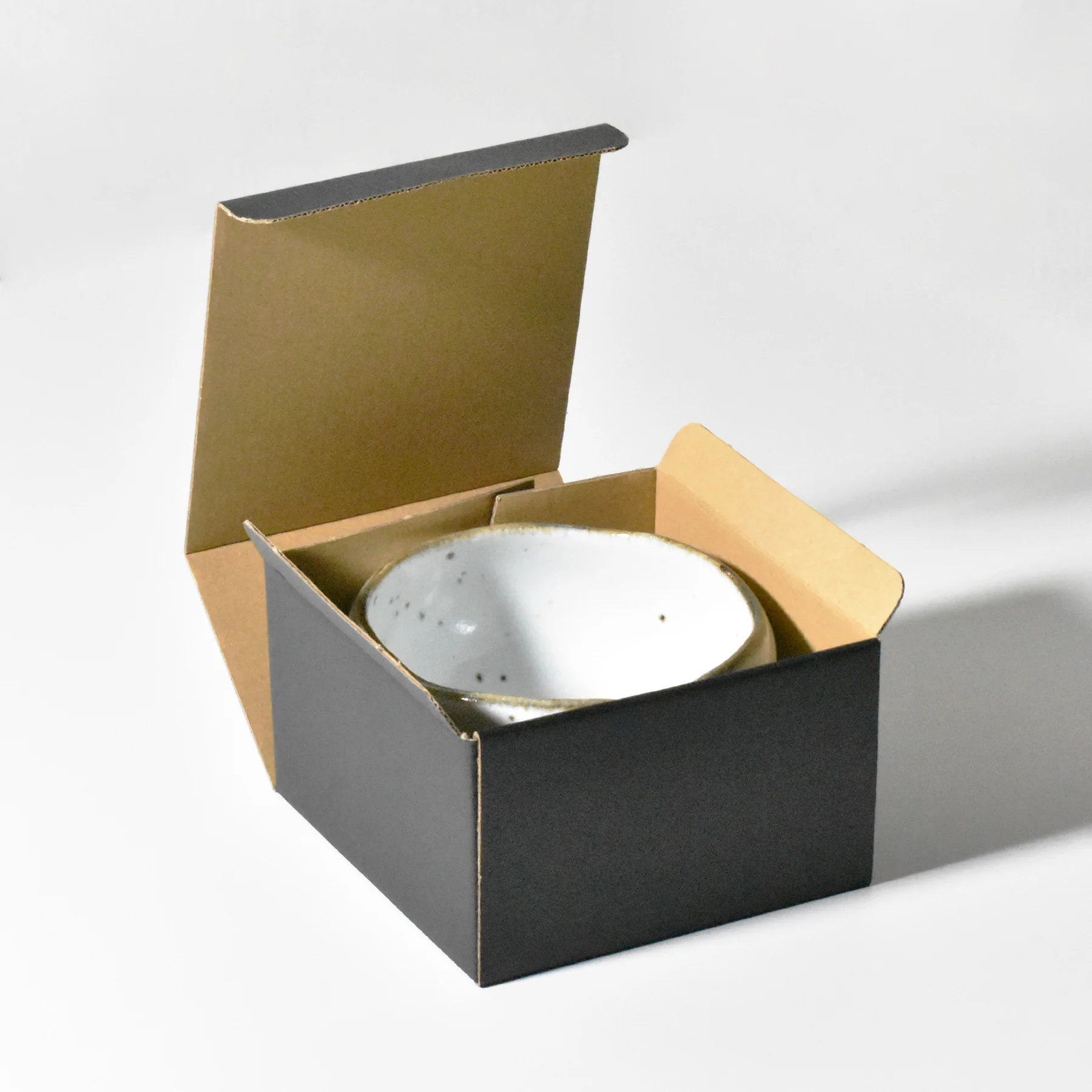 Matcha Tea Bowl -MS15 Rustic White Rim - Image 4